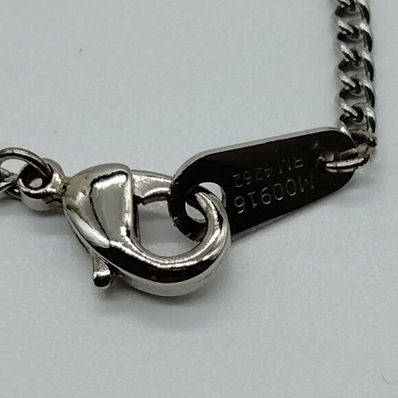 Louis Vuitton Pendant Necklace 560-081425 - Picture 6 of 9